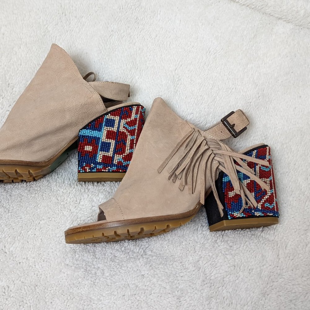 Donald J Pliner Tan Omara Suede Slingback Heels - Size 6